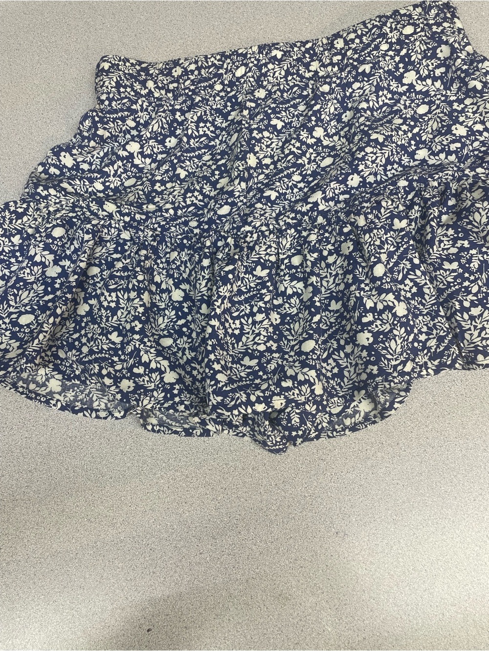 Potter's Pot Navy and White Floral Ruffle Skort